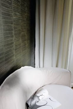 Elitis Anguille Big Croco Galuchat Anguille VP42415 8 Elitis Anguille Big Croco Galuchat Anguille VP42415 -Trendy Wanddecoratie Wereld elitis elitis anguille big croco galuchat anguille 32