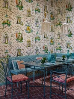 Pierre Frey Les Folies Brun FP758002 -Trendy Wanddecoratie Wereld pierre frey pierre frey les folies brun fp758002 1